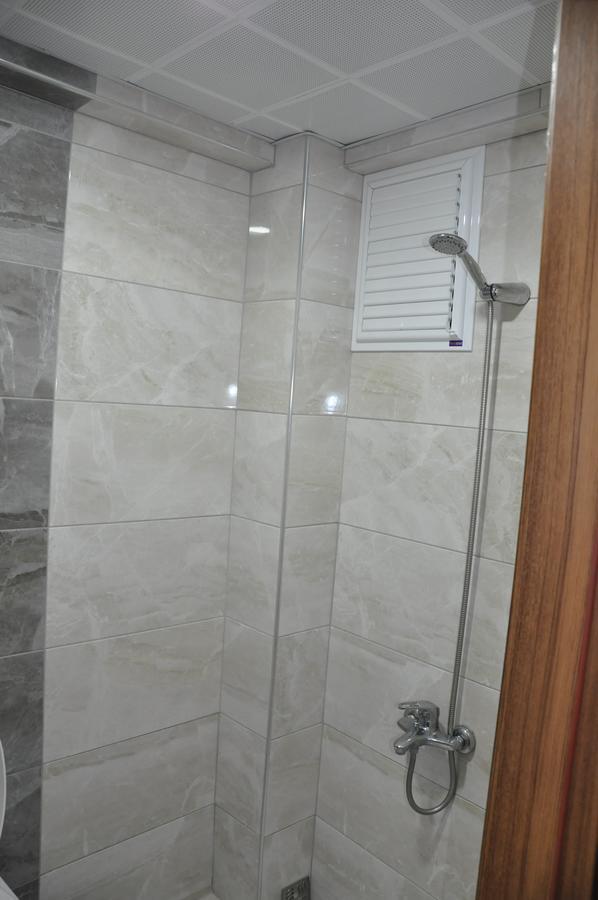 Hotel Altug Isparta Extérieur photo