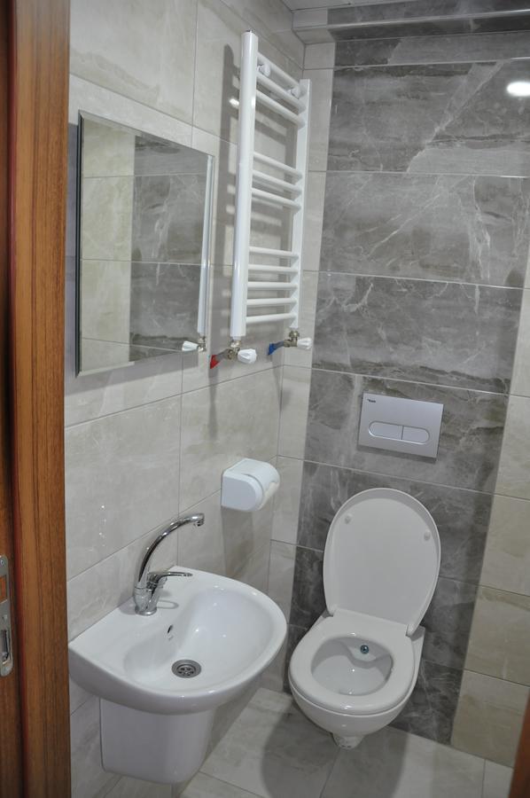 Hotel Altug Isparta Extérieur photo